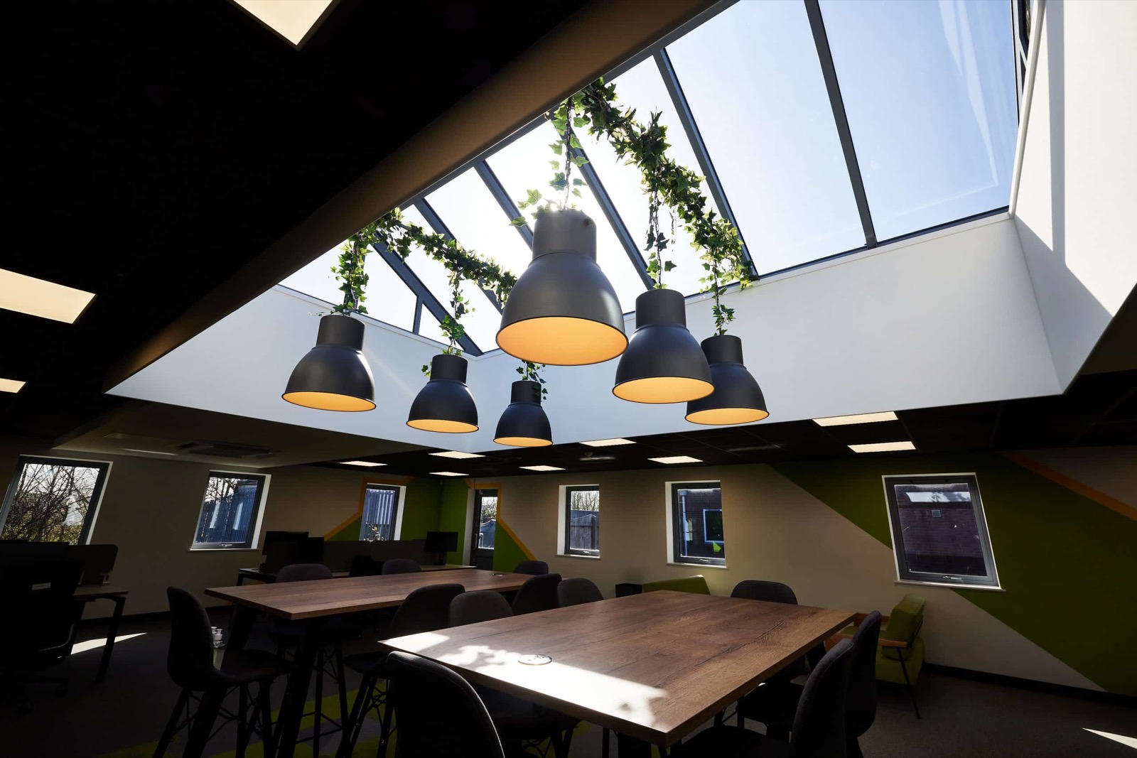 How to design an office for: Manufacturing companies — Building Interiors